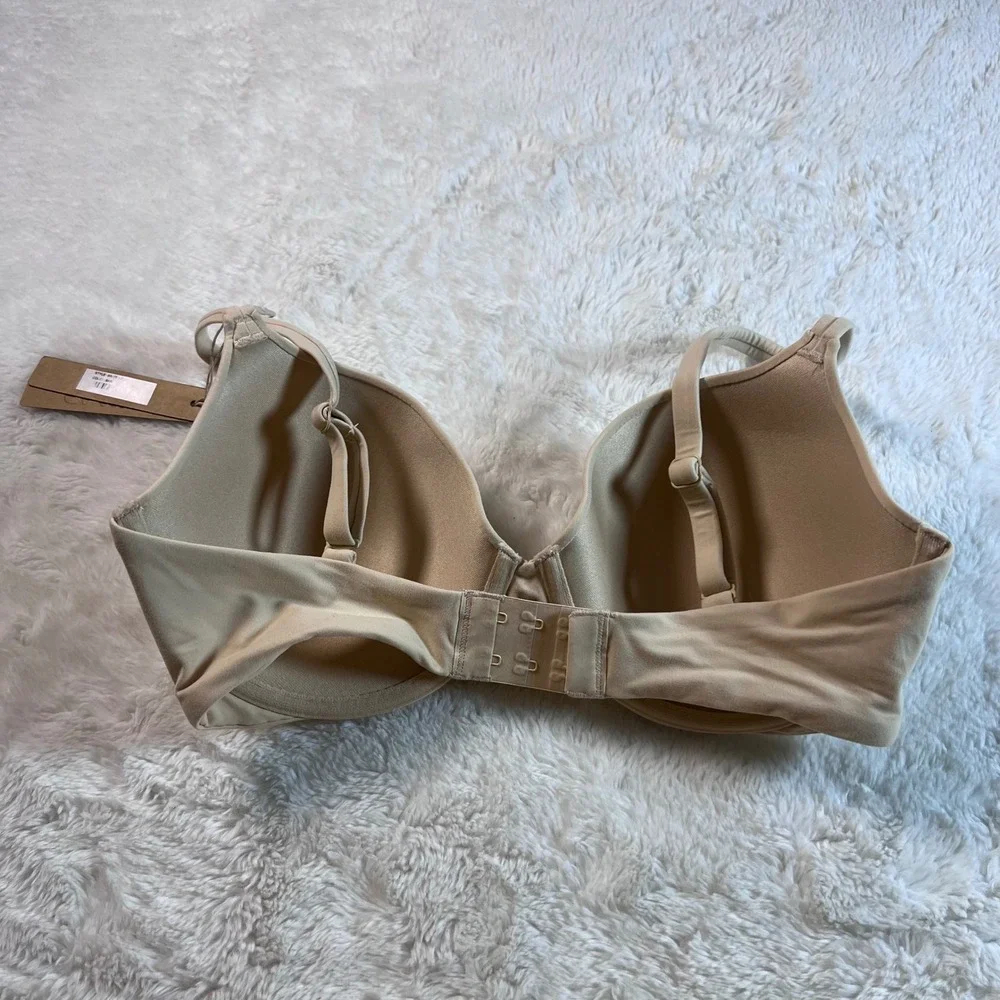 Skims Women's‎ Fits Everybody T-Shirt Bra Sand Beige Size 32DD BR-TSH-2023 NWT
